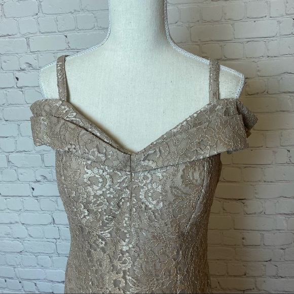 R&M Richards Gold Lace Off-the-Shoulder Dress 10 - Picture 3 of 9